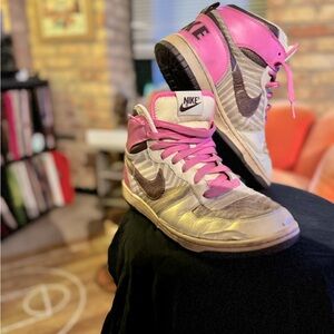 Mid Nike Dunk 
Size 10 (women’s) 
Color- Pink/Gold/Brown